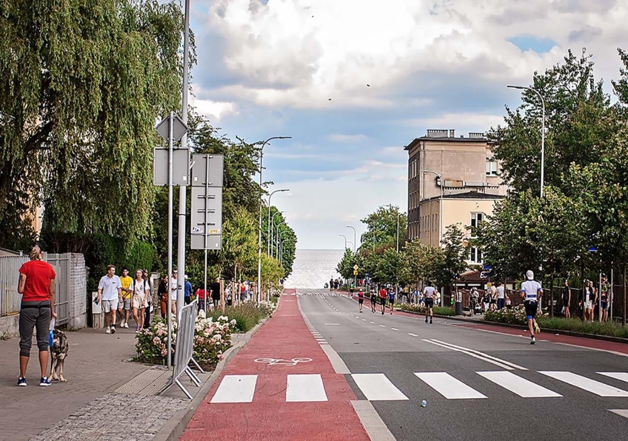 Apartament Sunset Boulevard Z Tarasem Dla 4 Gosci Gdynia Exterior photo